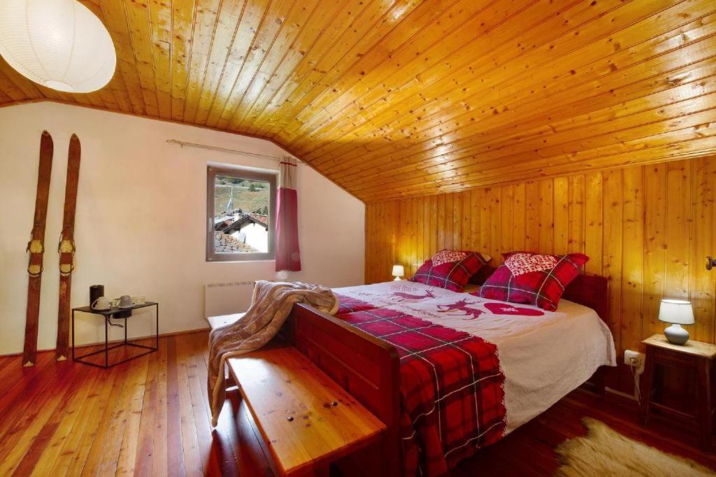 Appartamento Alpine Majestic Escape - Balcone Sulle Piste Di Sci Cir 0102 Champoluc Esterno foto