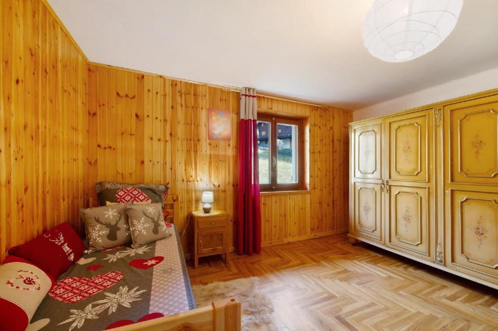 Appartamento Alpine Majestic Escape - Balcone Sulle Piste Di Sci Cir 0102 Champoluc Esterno foto